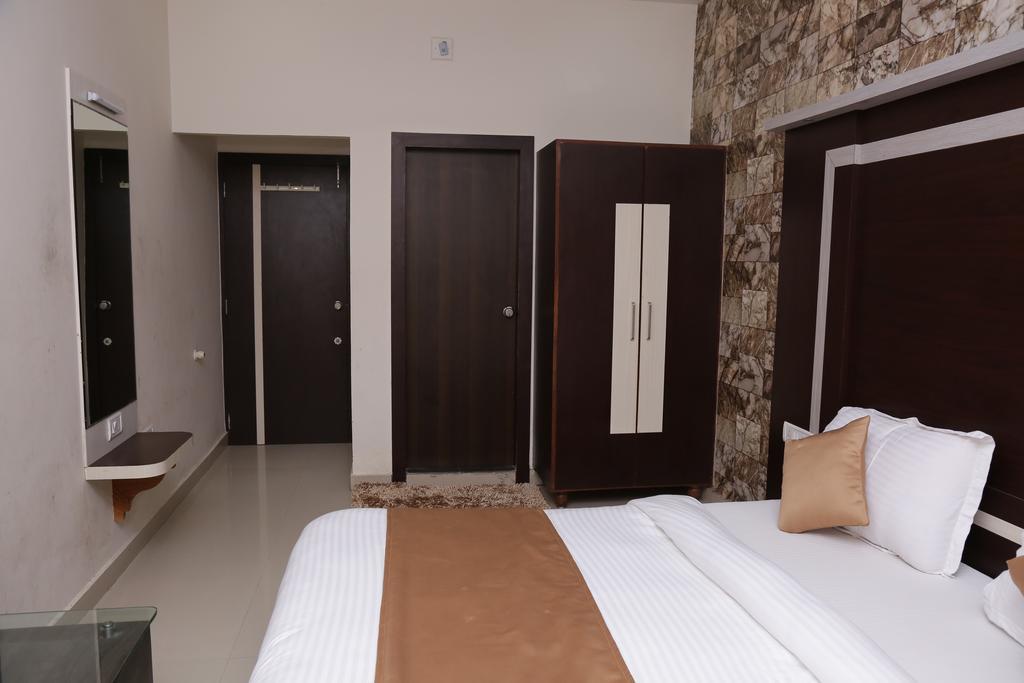 Hotel Rudra Plaza Dwārka Eksteriør bilde